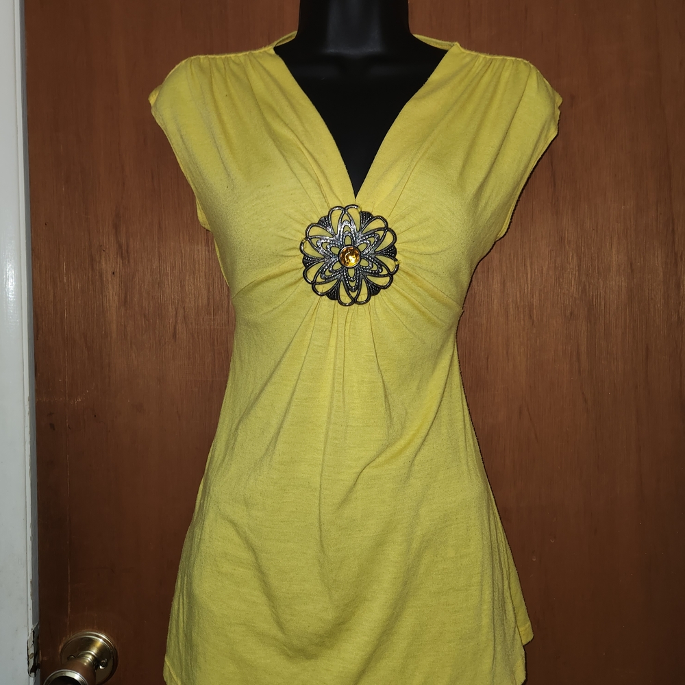 Yellow Mcbling Y2K-inspired top with a touch of glamour with build in rhinestone
